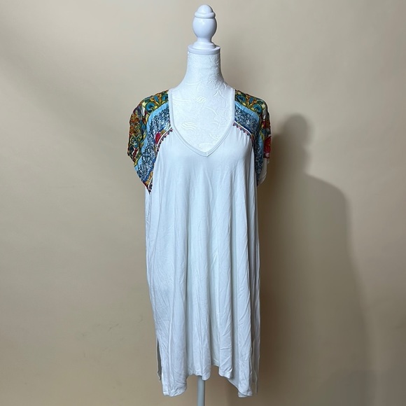 Johnny Was Tops - Johnny Was embroidered tunic size small